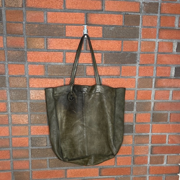 Harbour & 2nd Olive Green Leather Tote Bag - Picture 1 of 11